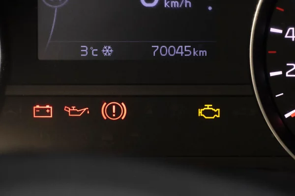 Was tun, wenn die Motorkontrollleuchte aufleuchtet?