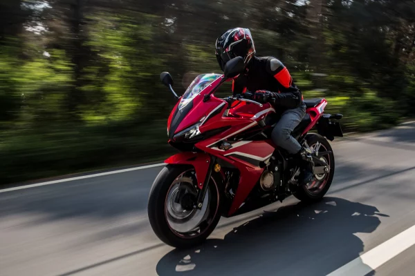 Motorradfahren mit Autoführerschein: So gelingt es