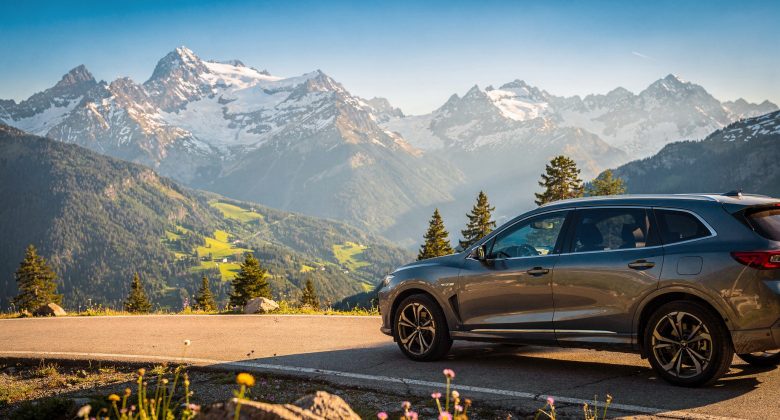 Das Bild vermittelt die entspannte Atmosphäre eines Urlaubs, in dem das Auto jedoch später Probleme bereiten könnte.