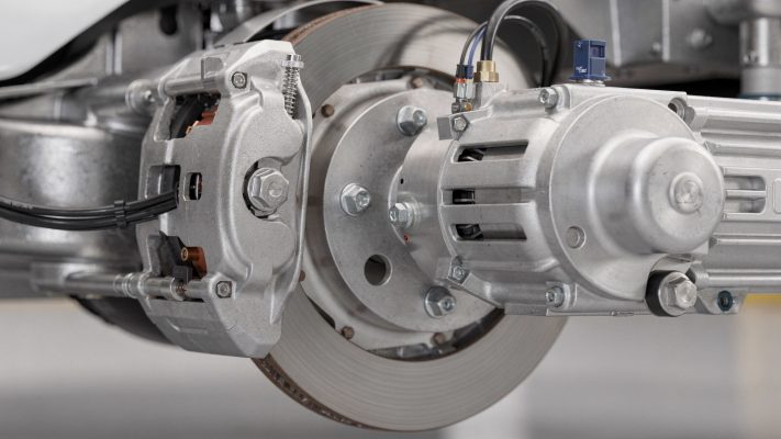 Diese Darstellung der regenerativen Bremsen verdeutlicht eine der wesentlichen technologischen Vorteile von Elektrofahrzeugen und deren Effizienzsteigerung.